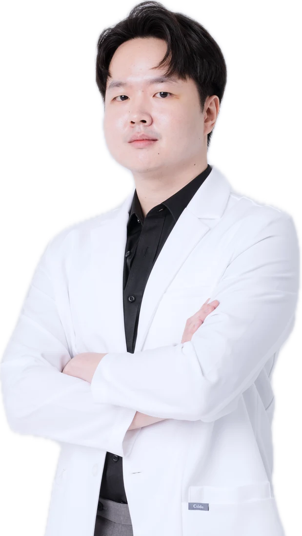 นพ.นัฐพงศ์ หงสิมากุล (หมอตั้ม)